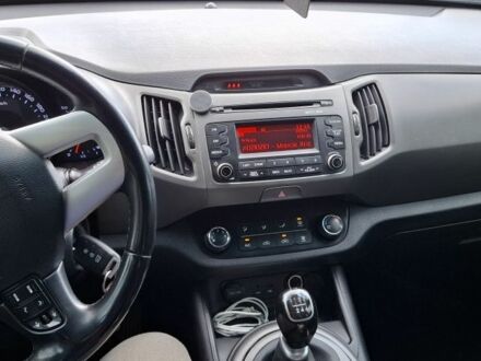 Киа Sportage 2014 в Зборов на Automoto.ua Серый Киа Sportage, объемом двигателя 1.7 л и пробегом 225 тыс. км за 12650 $, фото 1 на Automoto.ua