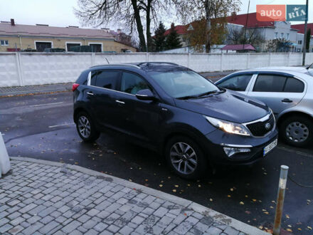 Серый Киа Sportage, объемом двигателя 2 л и пробегом 202 тыс. км за 17000 $, фото 1 на Automoto.ua