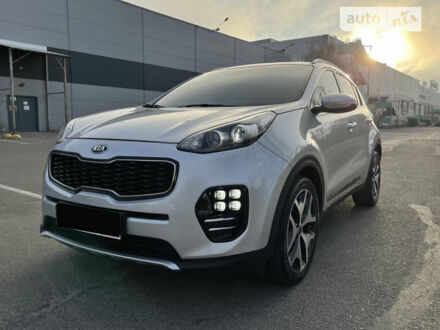 Серый Киа Sportage, объемом двигателя 2 л и пробегом 176 тыс. км за 20490 $, фото 1 на Automoto.ua