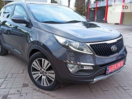 Серый Киа Sportage, объемом двигателя 2 л и пробегом 220 тыс. км за 16999 $, фото 1 на Automoto.ua