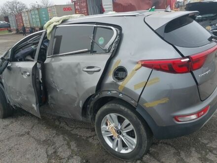 Серый Киа Sportage, объемом двигателя 2 л и пробегом 63 тыс. км за 6500 $, фото 1 на Automoto.ua