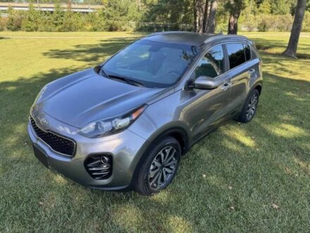 Серый Киа Sportage, объемом двигателя 2.4 л и пробегом 57 тыс. км за 4100 $, фото 1 на Automoto.ua