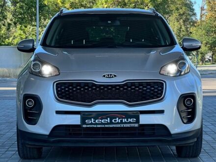 Киа Sportage 2017 в Николаеве на Automoto.ua Серый Киа Sportage, объемом двигателя 2 л и пробегом 150 тыс. км за 17500 $, фото 1 на Automoto.ua