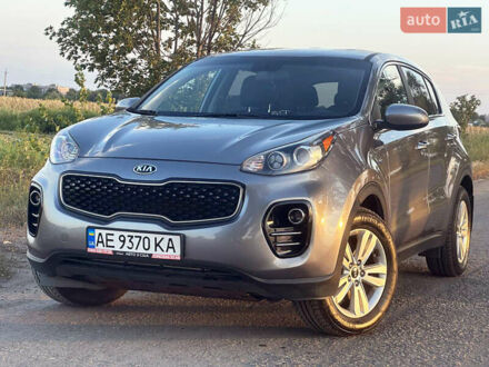 Киа Sportage 2017 в Каменское - Днепродзержинск на Automoto.ua Серый Киа Sportage, объемом двигателя 2.36 л и пробегом 78 тыс. км за 16200 $, фото 1 на Automoto.ua