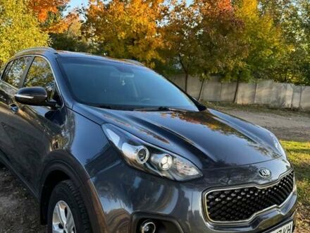 Кіа Sportage 2017 у Умани на Automoto.ua Сірий Кіа Sportage, об'ємом двигуна 1.7 л та пробігом 92 тис. км за 17200 $, фото 1 на Automoto.ua