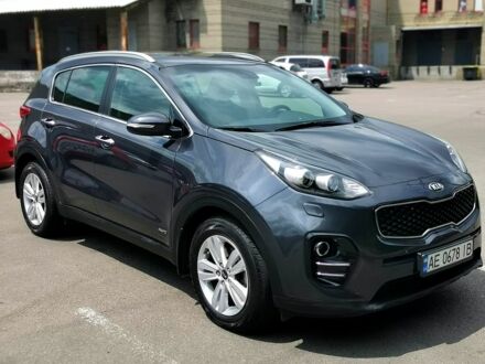 Киа Sportage 2018 в Днепре (Днепропетровске) на Automoto.ua Серый Киа Sportage, объемом двигателя 2 л и пробегом 62 тыс. км за 22500 $, фото 1 на Automoto.ua