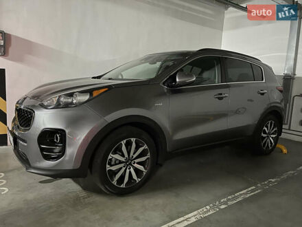 Кіа Sportage 2018 у Києві на Automoto.ua Сірий Кіа Sportage, об'ємом двигуна 2.4 л та пробігом 73 тис. км за 19900 $, фото 1 на Automoto.ua