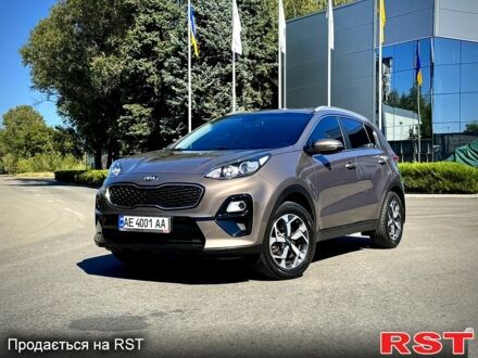 Сірий Кіа Sportage, об'ємом двигуна 1.6 л та пробігом 61 тис. км за 17900 $, фото 1 на Automoto.ua