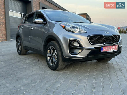 Киа Sportage 2020 в Черновцах на Automoto.ua Серый Киа Sportage, объемом двигателя 2.36 л и пробегом 127 тыс. км за 17500 $, фото 1 на Automoto.ua