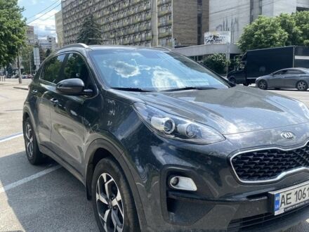 Кіа Sportage 2021 у Дніпро (Дніпропетровську) на Automoto.ua Сірий Кіа Sportage, об'ємом двигуна 1.6 л та пробігом 65 тис. км за 21000 $, фото 1 на Automoto.ua