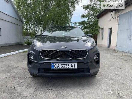 Кіа Sportage 2021 у Черкасах на Automoto.ua Сірий Кіа Sportage, об'ємом двигуна 1.6 л та пробігом 54 тис. км за 21200 $, фото 1 на Automoto.ua