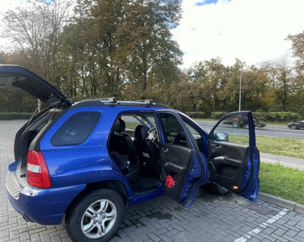 Киа Sportage 2005 в Львове на Automoto.ua Синий Киа Sportage, объемом двигателя 1.99 л и пробегом 293 тыс. км за 6700 $, фото 4 на Automoto.ua