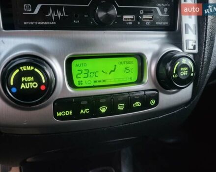 Синий Киа Sportage, объемом двигателя 1.98 л и пробегом 258 тыс. км за 7400 $, фото 119 на Automoto.ua