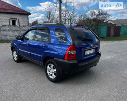 Синий Киа Sportage, объемом двигателя 2 л и пробегом 220 тыс. км за 8300 $, фото 3 на Automoto.ua