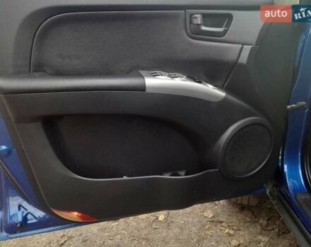 Синий Киа Sportage, объемом двигателя 2 л и пробегом 269 тыс. км за 8000 $, фото 6 на Automoto.ua