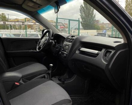 Синий Киа Sportage, объемом двигателя 2 л и пробегом 140 тыс. км за 7799 $, фото 16 на Automoto.ua
