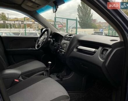 Синий Киа Sportage, объемом двигателя 0 л и пробегом 140 тыс. км за 7799 $, фото 16 на Automoto.ua