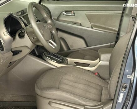 Синий Киа Sportage, объемом двигателя 2.4 л и пробегом 305 тыс. км за 11440 $, фото 8 на Automoto.ua