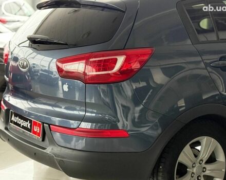 Синий Киа Sportage, объемом двигателя 2.4 л и пробегом 305 тыс. км за 11440 $, фото 7 на Automoto.ua