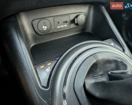 Синий Киа Sportage, объемом двигателя 2 л и пробегом 112 тыс. км за 13000 $, фото 26 на Automoto.ua