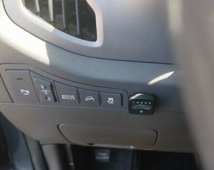 Синий Киа Sportage, объемом двигателя 2.4 л и пробегом 156 тыс. км за 12500 $, фото 7 на Automoto.ua