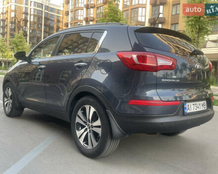 Синий Киа Sportage, объемом двигателя 2.4 л и пробегом 280 тыс. км за 12000 $, фото 2 на Automoto.ua