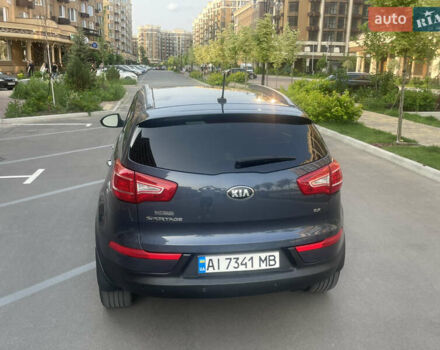 Синий Киа Sportage, объемом двигателя 2.4 л и пробегом 280 тыс. км за 12000 $, фото 3 на Automoto.ua