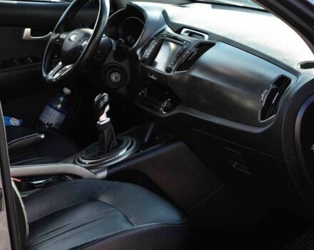 Синий Киа Sportage, объемом двигателя 1.7 л и пробегом 229 тыс. км за 13499 $, фото 12 на Automoto.ua