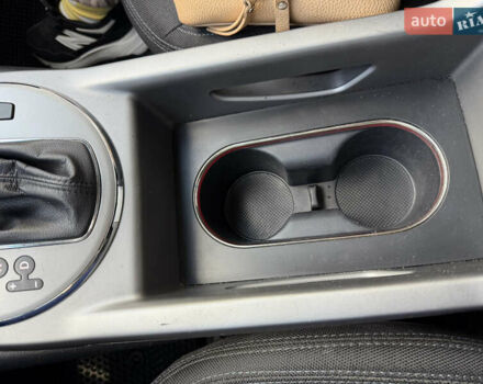 Синий Киа Sportage, объемом двигателя 2.35 л и пробегом 175 тыс. км за 11900 $, фото 9 на Automoto.ua