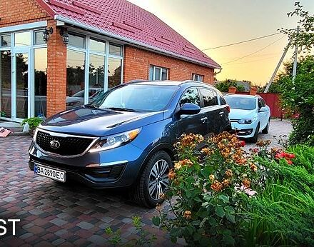 Синий Киа Sportage, объемом двигателя 2.4 л и пробегом 45 тыс. км за 16000 $, фото 3 на Automoto.ua