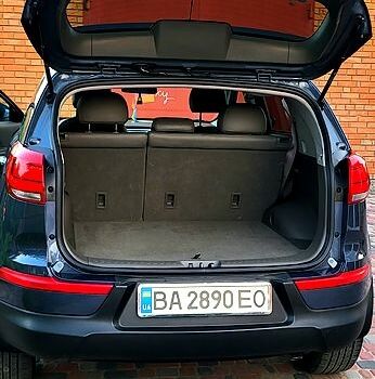 Синій Кіа Sportage, об'ємом двигуна 2.4 л та пробігом 45 тис. км за 16000 $, фото 13 на Automoto.ua