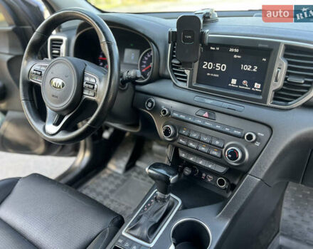 Синій Кіа Sportage, об'ємом двигуна 2 л та пробігом 150 тис. км за 17000 $, фото 16 на Automoto.ua