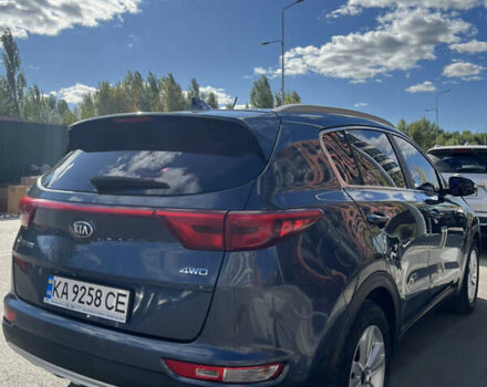 Синий Киа Sportage, объемом двигателя 2 л и пробегом 245 тыс. км за 18500 $, фото 2 на Automoto.ua