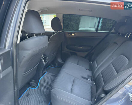 Синій Кіа Sportage, об'ємом двигуна 1.7 л та пробігом 150 тис. км за 15000 $, фото 31 на Automoto.ua
