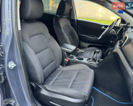 Синій Кіа Sportage, об'ємом двигуна 1.7 л та пробігом 150 тис. км за 15000 $, фото 38 на Automoto.ua