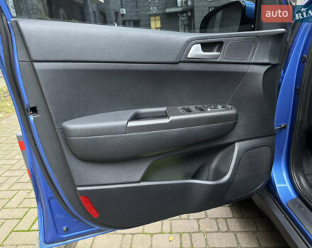 Синий Киа Sportage, объемом двигателя 1.6 л и пробегом 111 тыс. км за 17200 $, фото 33 на Automoto.ua