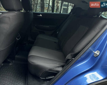Синий Киа Sportage, объемом двигателя 1.6 л и пробегом 111 тыс. км за 17200 $, фото 72 на Automoto.ua