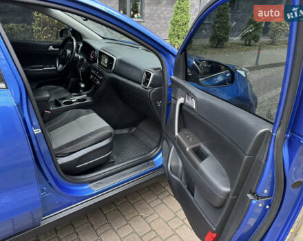 Синий Киа Sportage, объемом двигателя 1.6 л и пробегом 111 тыс. км за 17200 $, фото 48 на Automoto.ua