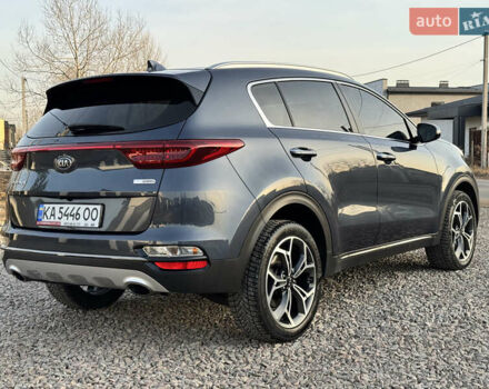 Киа Sportage 2018 в Киеве на Automoto.ua Синий Киа Sportage, объемом двигателя 2 л и пробегом 153 тыс. км за 21900 $, фото 4 на Automoto.ua