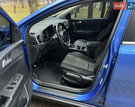 Синий Киа Sportage, объемом двигателя 1.6 л и пробегом 111 тыс. км за 17200 $, фото 32 на Automoto.ua