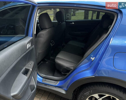 Синий Киа Sportage, объемом двигателя 1.6 л и пробегом 111 тыс. км за 17200 $, фото 71 на Automoto.ua