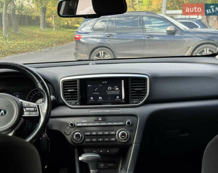 Киа Sportage 2018 в Виннице на Automoto.ua Синий Киа Sportage, объемом двигателя 1.6 л и пробегом 122 тыс. км за 18500 $, фото 18 на Automoto.ua