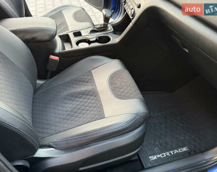 Синій Кіа Sportage, об'ємом двигуна 1.6 л та пробігом 52 тис. км за 17900 $, фото 58 на Automoto.ua