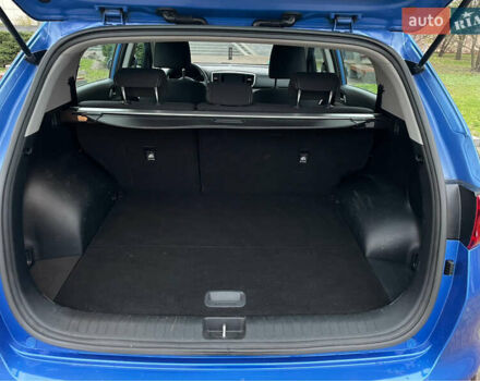 Синій Кіа Sportage, об'ємом двигуна 1.59 л та пробігом 95 тис. км за 12999 $, фото 26 на Automoto.ua