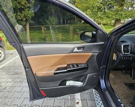 Синий Киа Sportage, объемом двигателя 2 л и пробегом 99 тыс. км за 26300 $, фото 14 на Automoto.ua