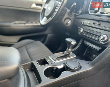 Синій Кіа Sportage, об'ємом двигуна 1.59 л та пробігом 99 тис. км за 16999 $, фото 29 на Automoto.ua
