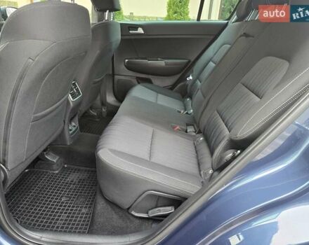 Синій Кіа Sportage, об'ємом двигуна 1.6 л та пробігом 86 тис. км за 15950 $, фото 30 на Automoto.ua