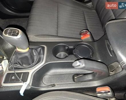 Синий Киа Sportage, объемом двигателя 1.6 л и пробегом 121 тыс. км за 17000 $, фото 29 на Automoto.ua