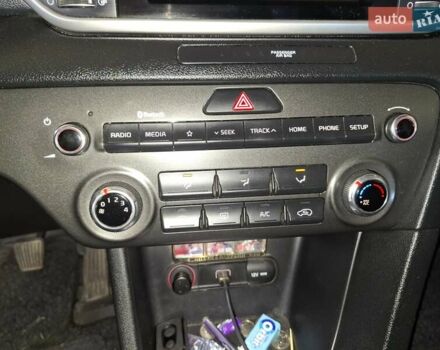 Синий Киа Sportage, объемом двигателя 1.6 л и пробегом 121 тыс. км за 17000 $, фото 26 на Automoto.ua