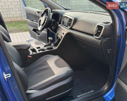 Синій Кіа Sportage, об'ємом двигуна 1.6 л та пробігом 52 тис. км за 17900 $, фото 57 на Automoto.ua